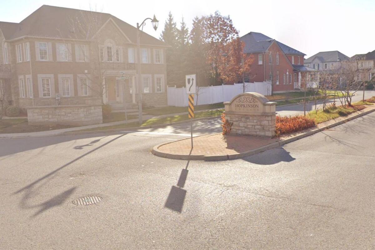 Finished 2 Bedroom Apartment In An Upscale Area Of Ajax Exterior foto